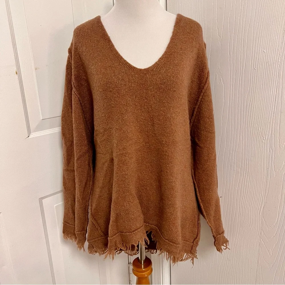Free People Irresistible V Sweater A1
